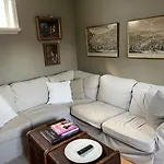 Pia\'S House