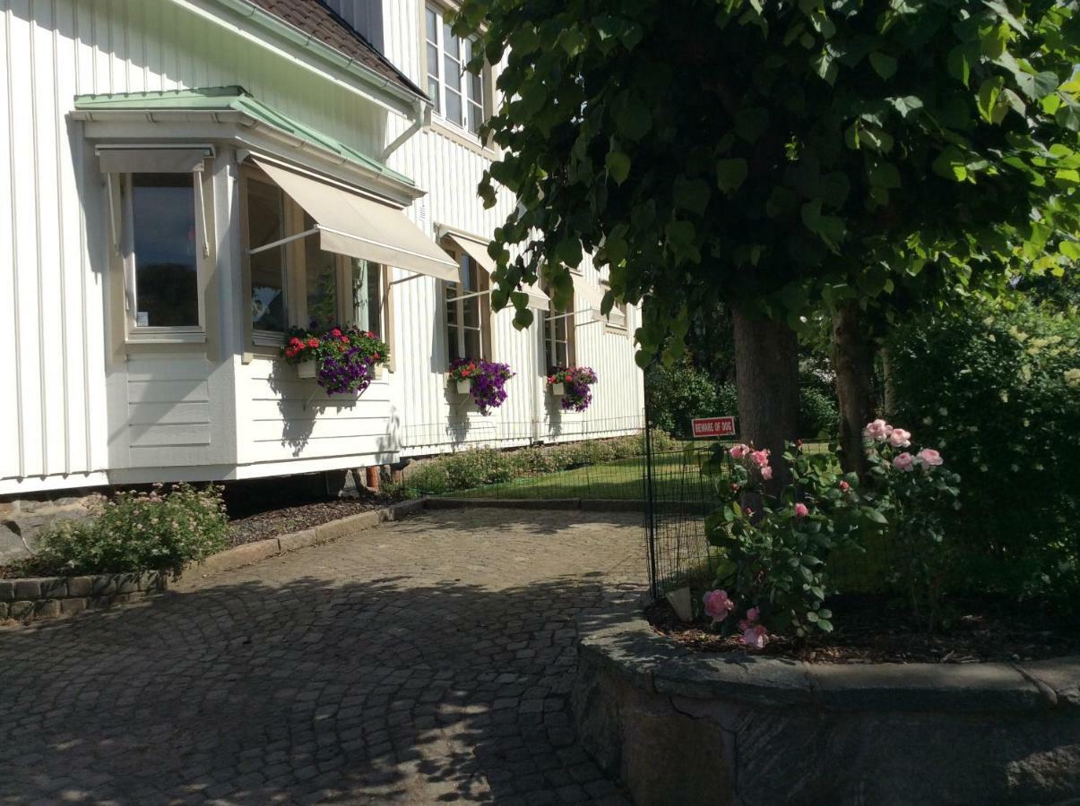 Pia's House *